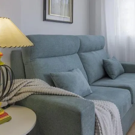 M&r Trini Beach, Parking Privado * Τορεβιέχα